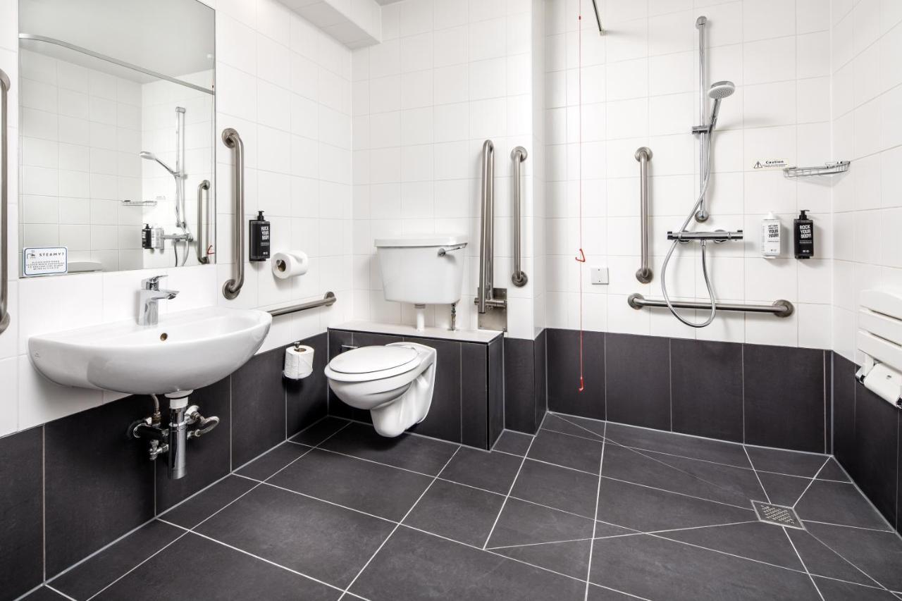 Ibis London Heathrow Terminal 5 호텔 히드로 외부 사진